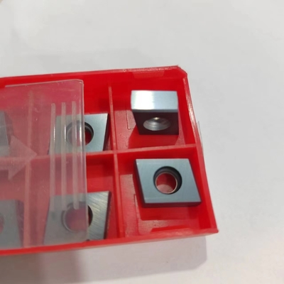 Il carburo di tungsteno di alta precisione inserisce per metallo che elabora la longevità eccellente