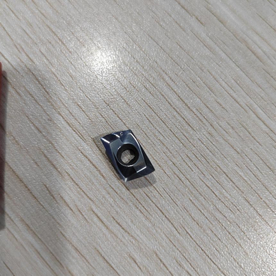 comprare Inserti per la fresatura del carburo superciclone XOEX120404FR-E06 per la semilavoratura e la finitura online manufacture