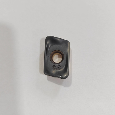 Un buon prezzo. Inserti di carburo di tungsteno ad alta precisione R390-180620M-PM in linea
