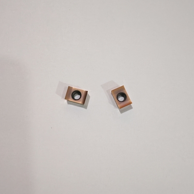 Un buon prezzo. Inserti di carburo cementato su misura per la finitura di specchi di lavorazione standard ISO in linea